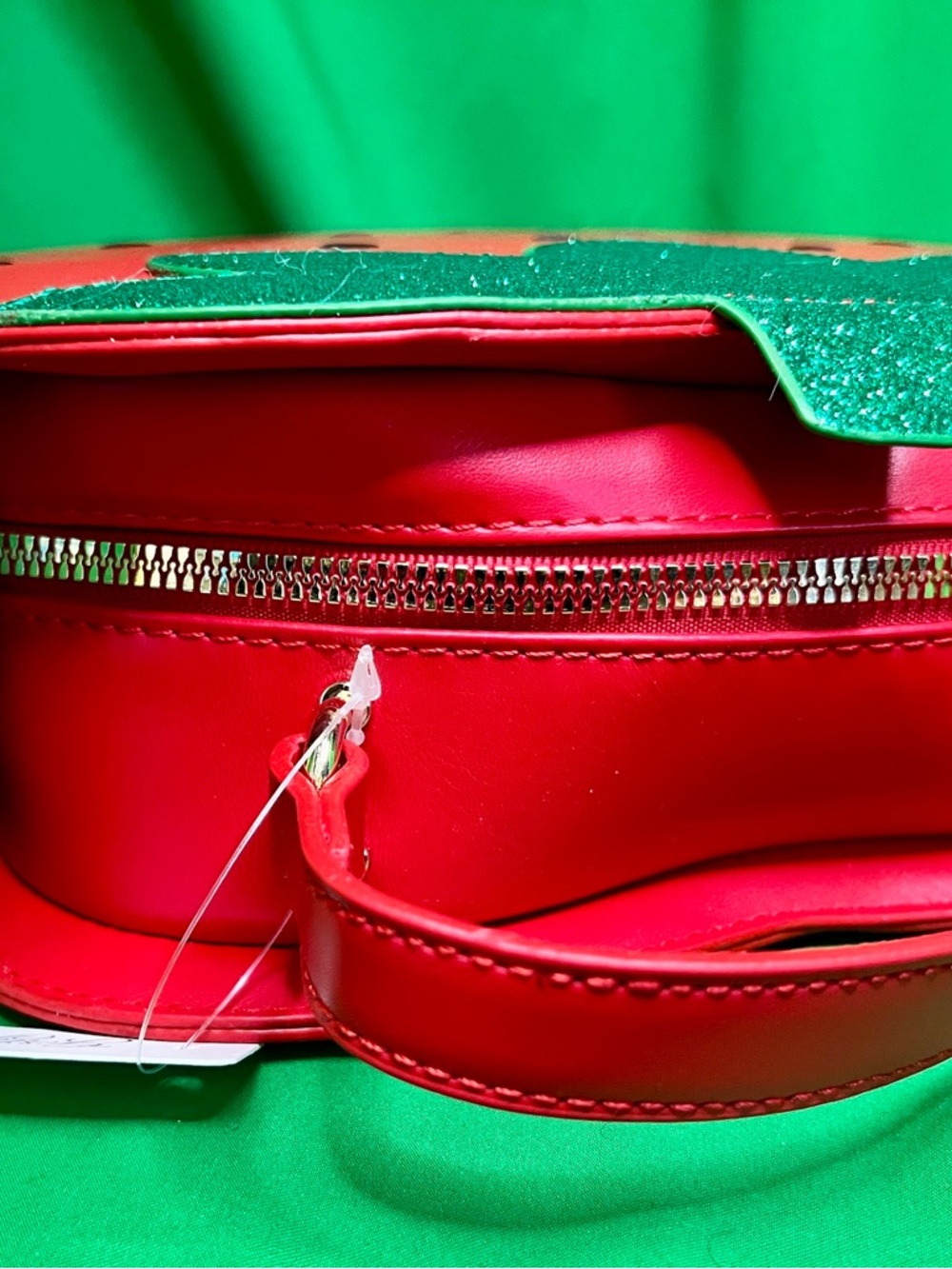 Strawberry Shaped Red & Green Handbag - Picture 6 of 6